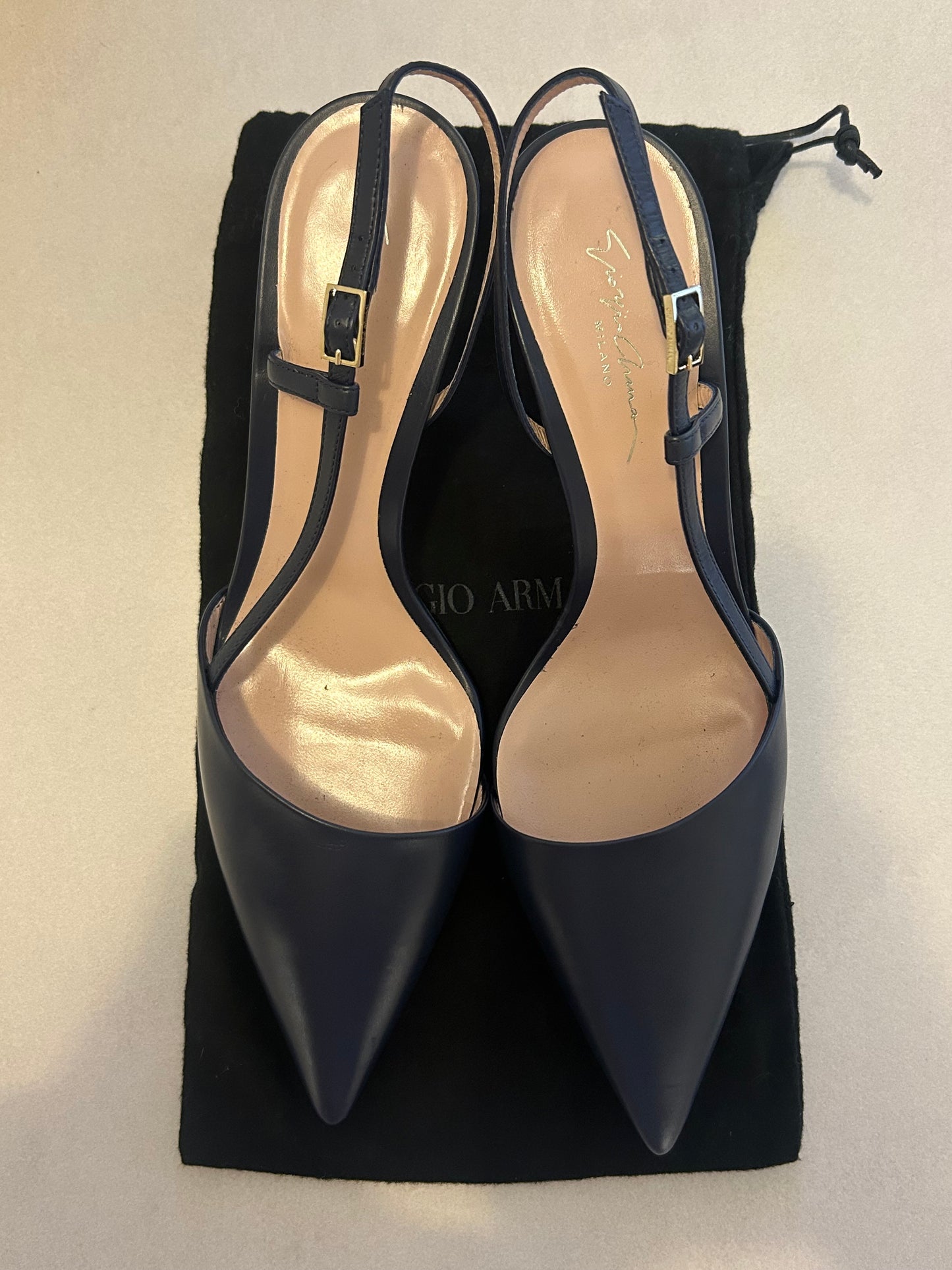 Leather slingback