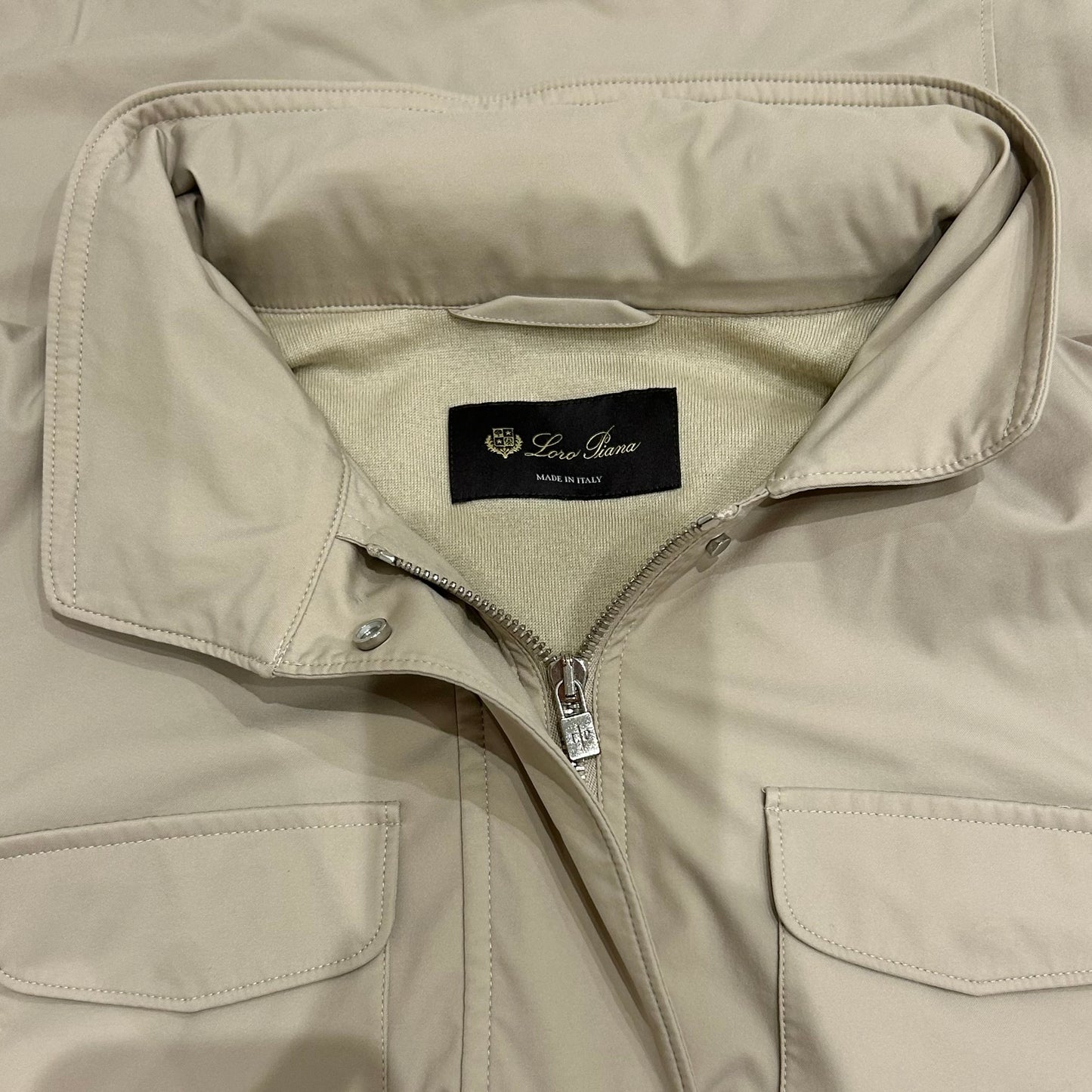 Beige traveller jacket