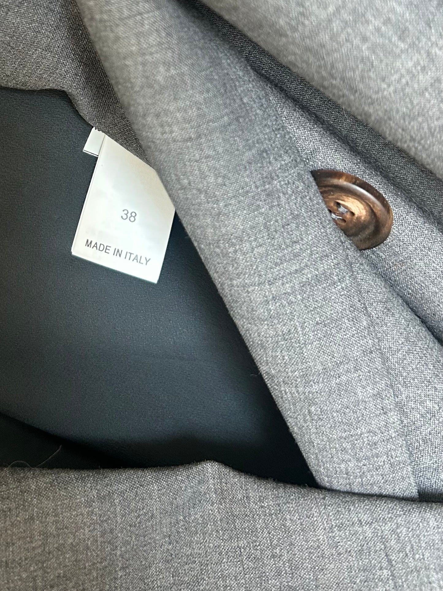 Oversized grey balzer