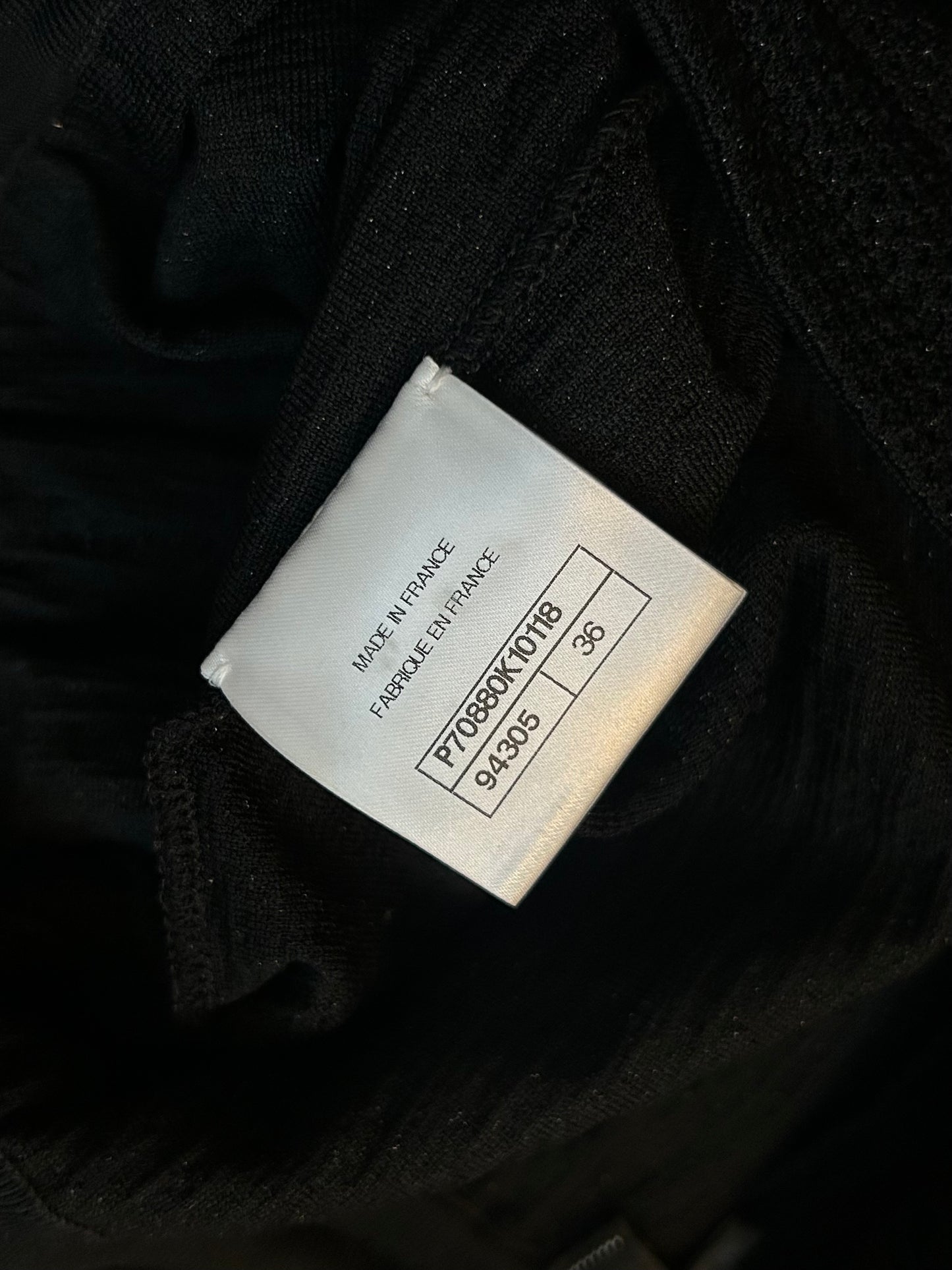 Wide-leg pants