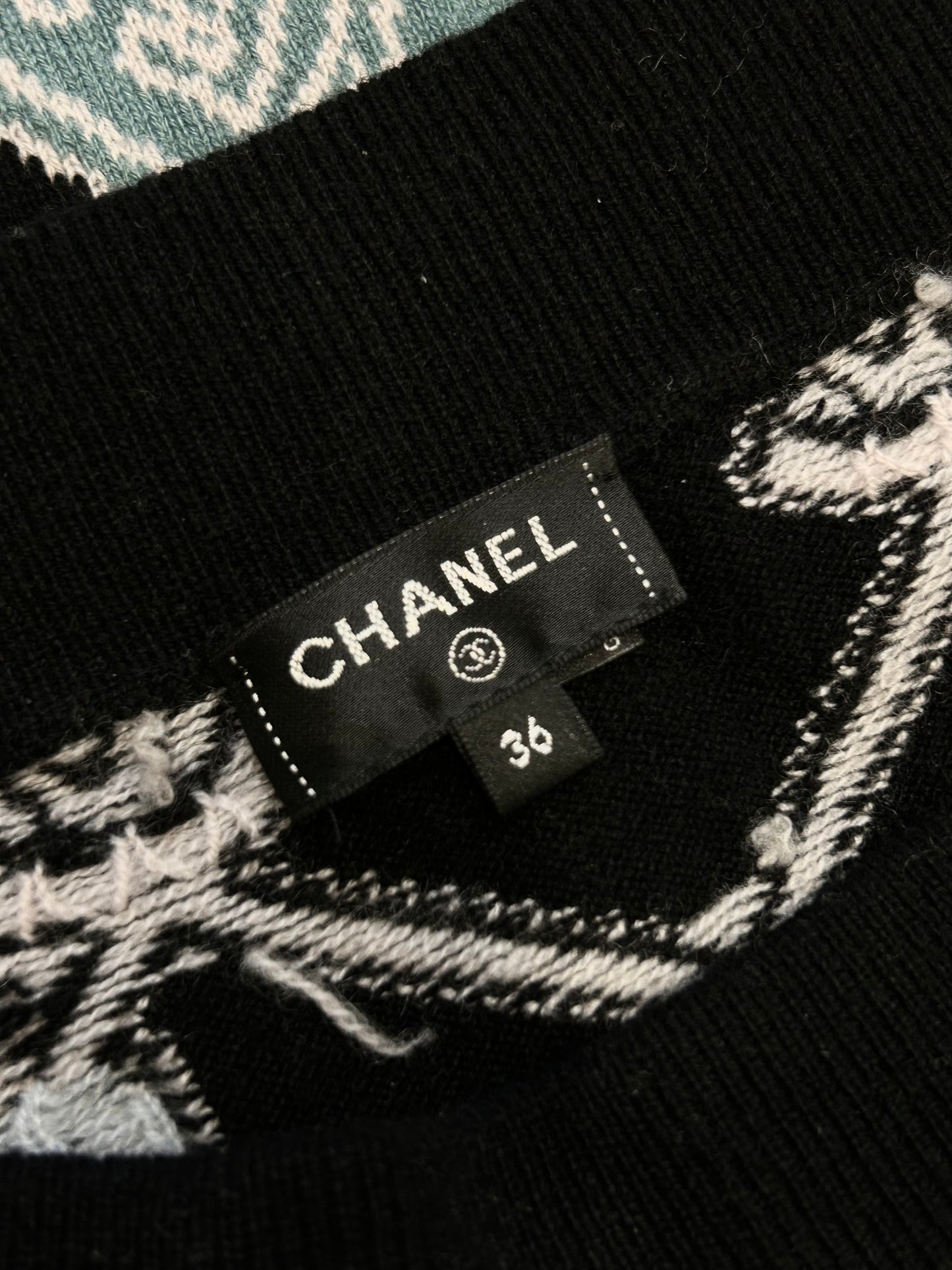 Cachemire mini skirt