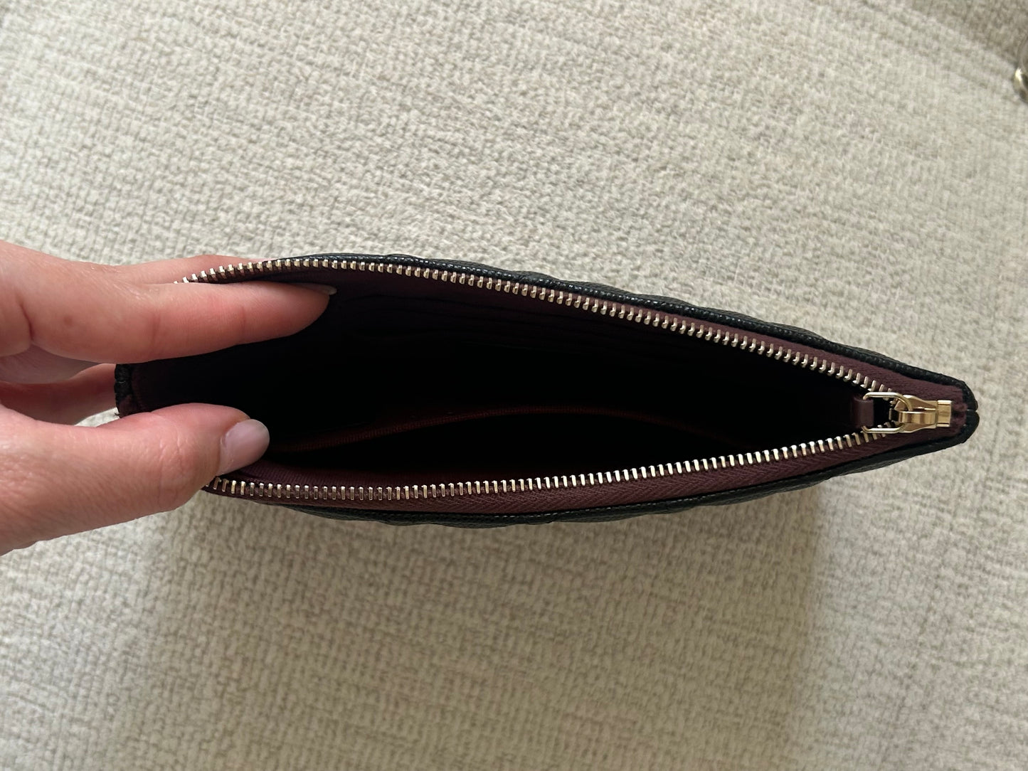 Classique zipped pouch