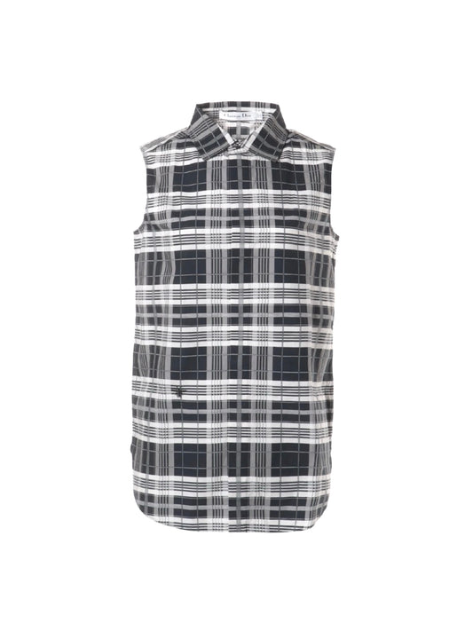 Sleeveless shirt