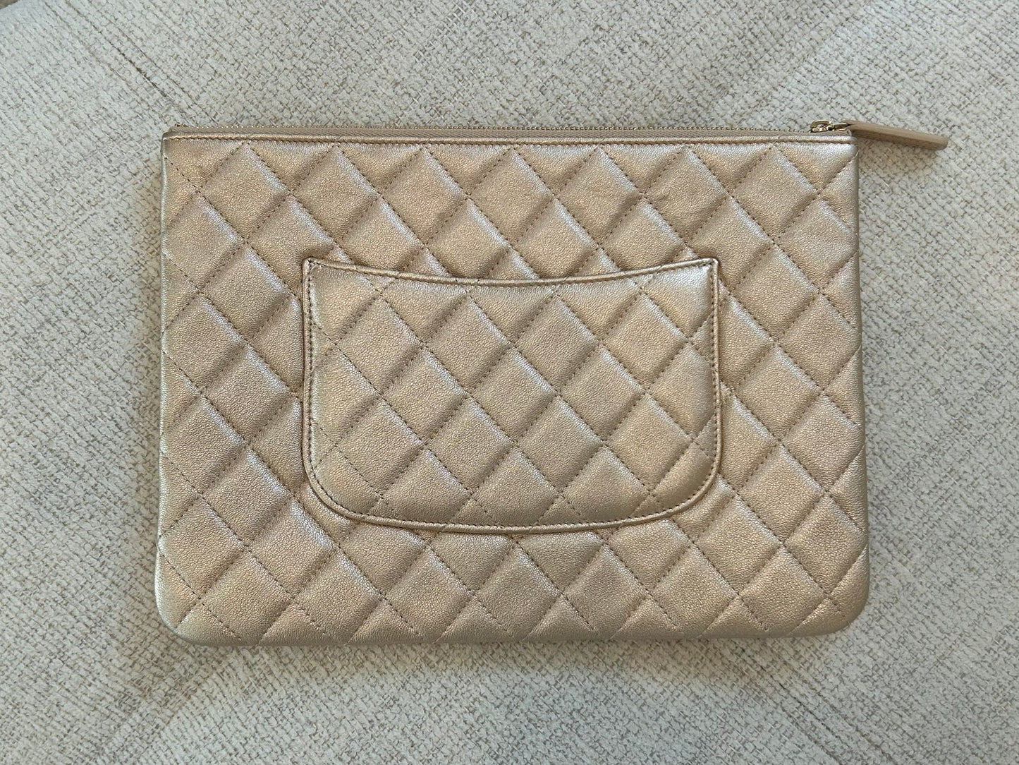 Gold clutch
