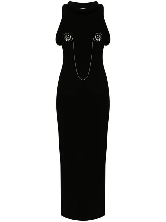 Knit brooch dress