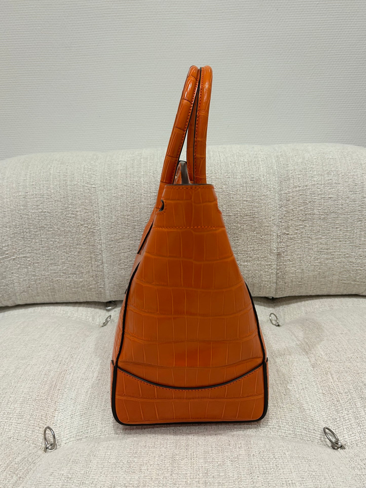 Ricky 33 orange alligator