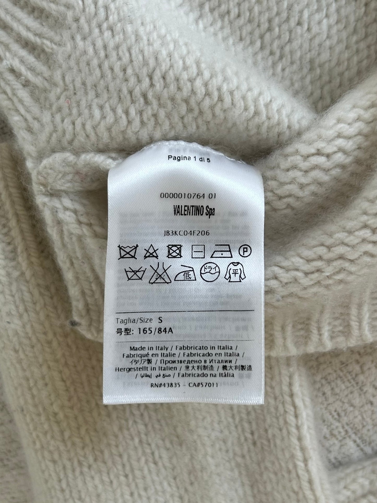 Heart pullover