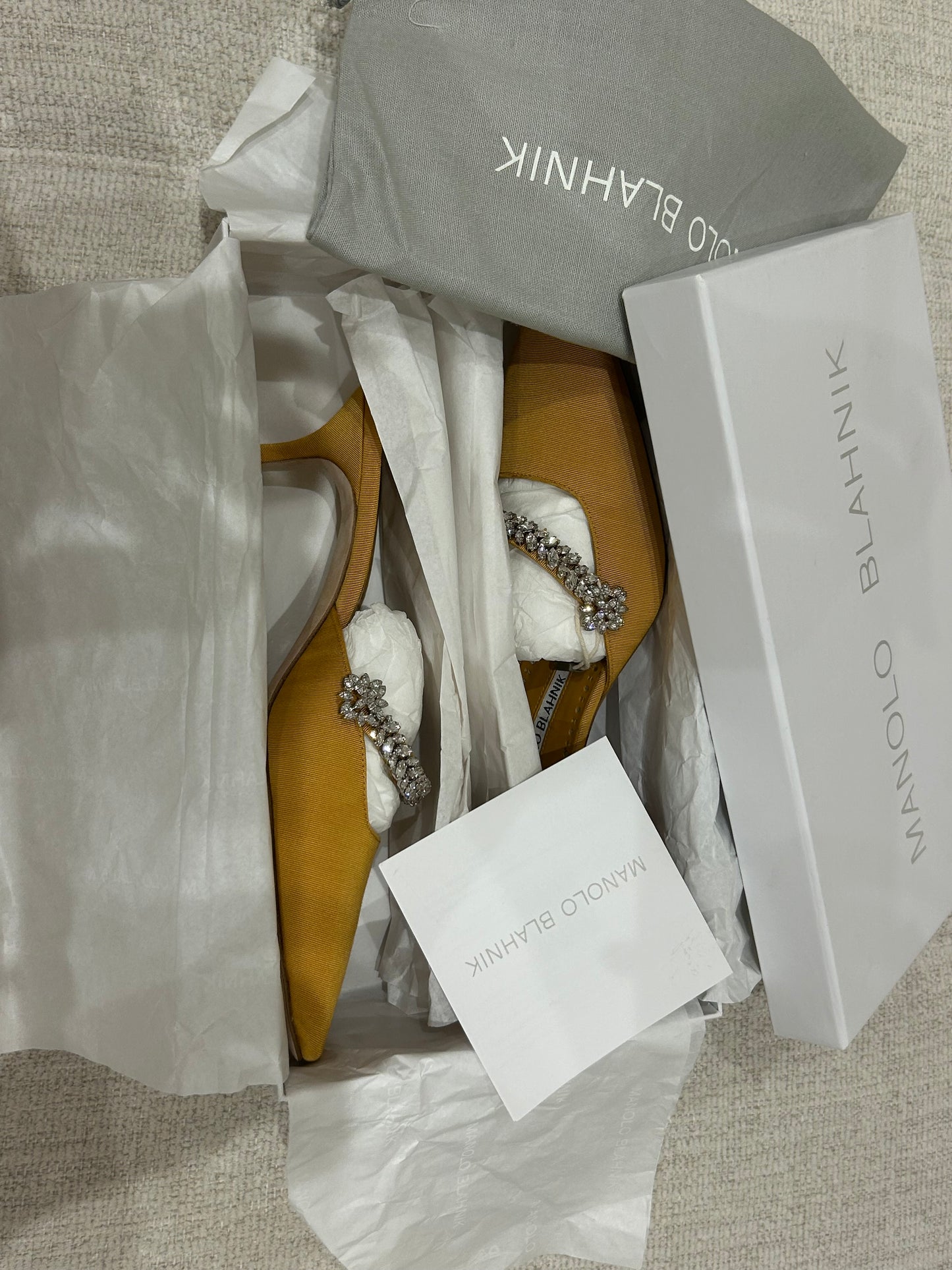 Kanembamu yellow mules
