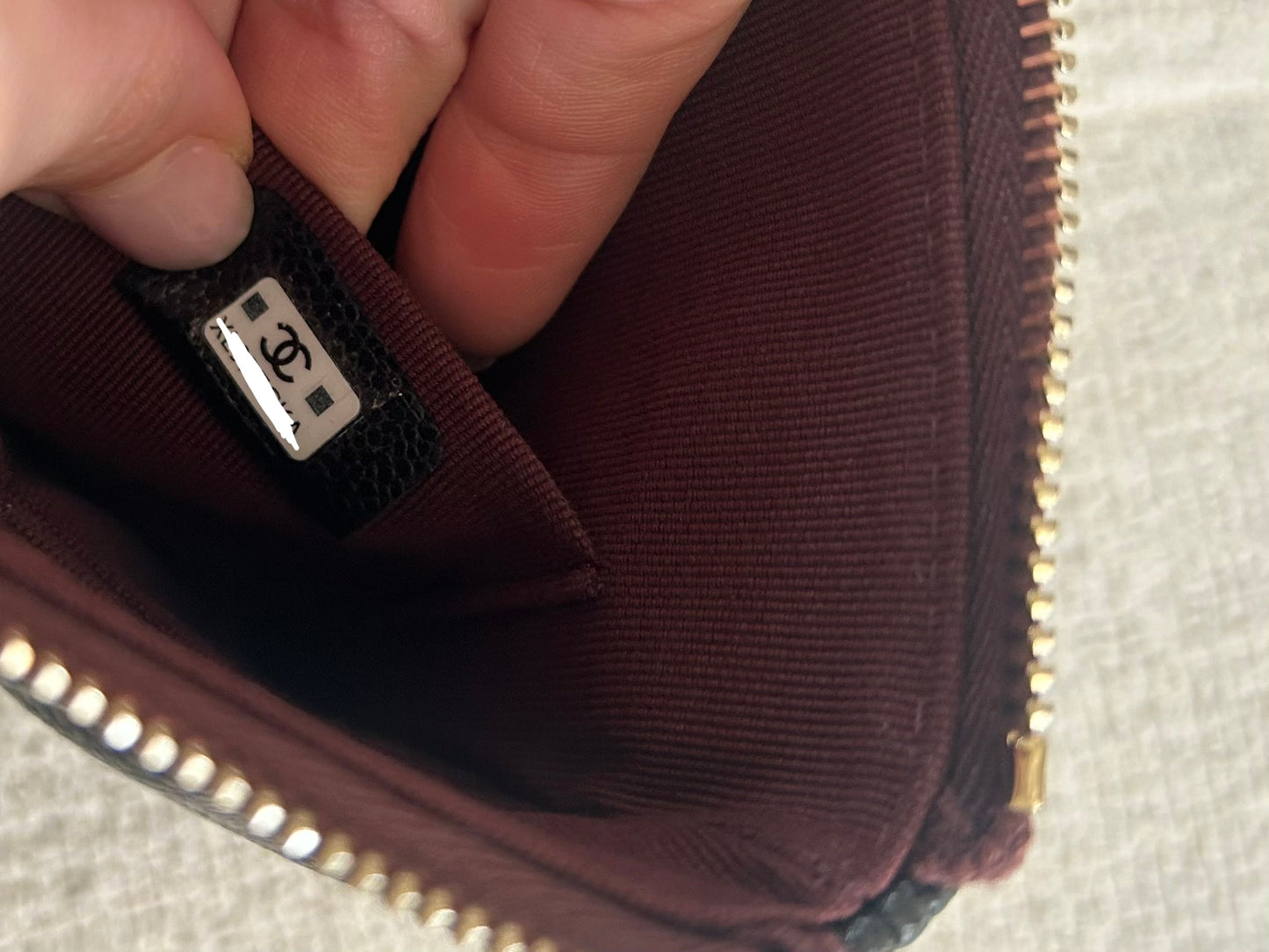 Classique zipped pouch