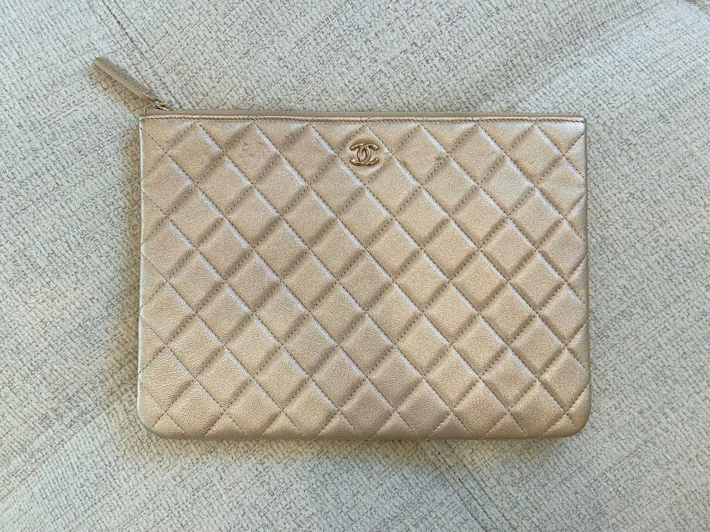Gold clutch