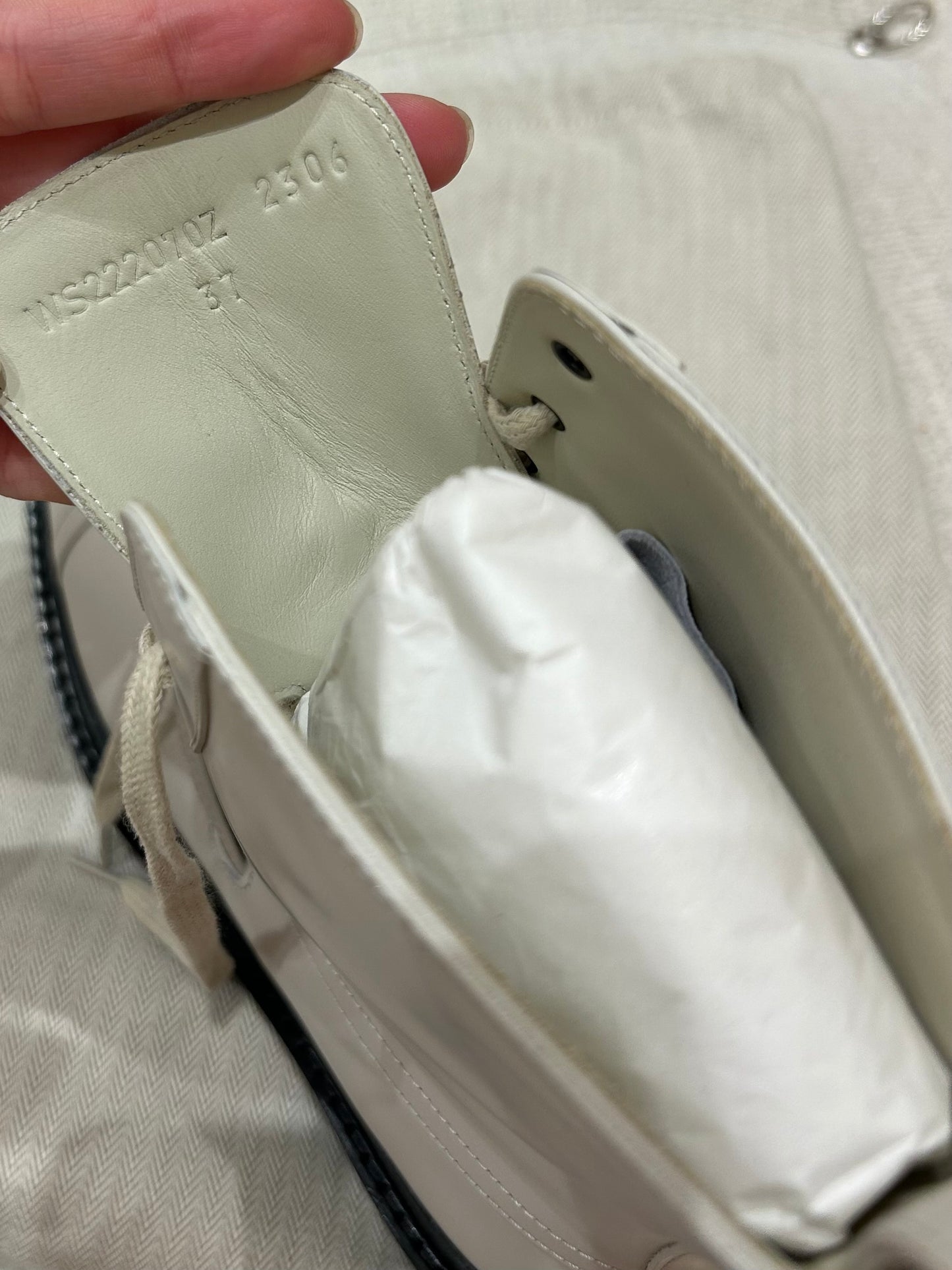 Funk boots ecru glazed