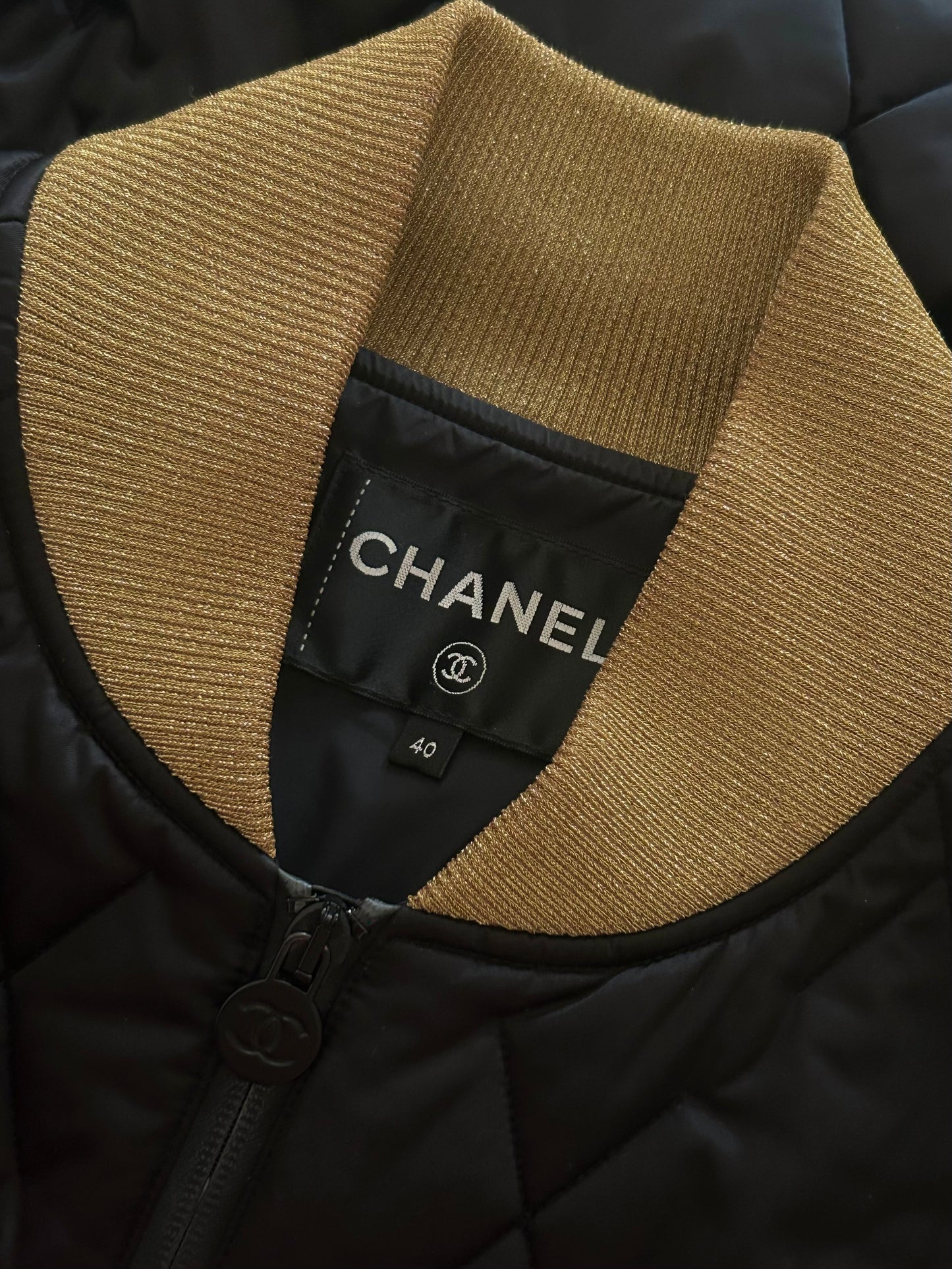Quilted cropped puffer jacket