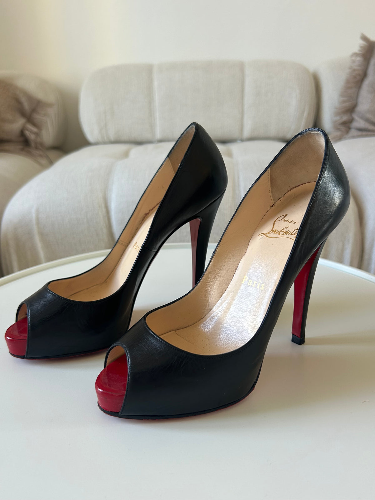 Very Privé peep toe pumps