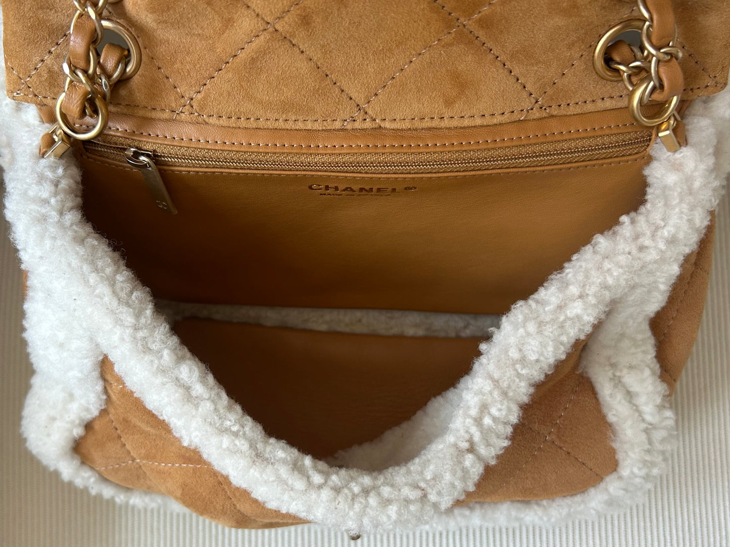 Shearling quilted bag