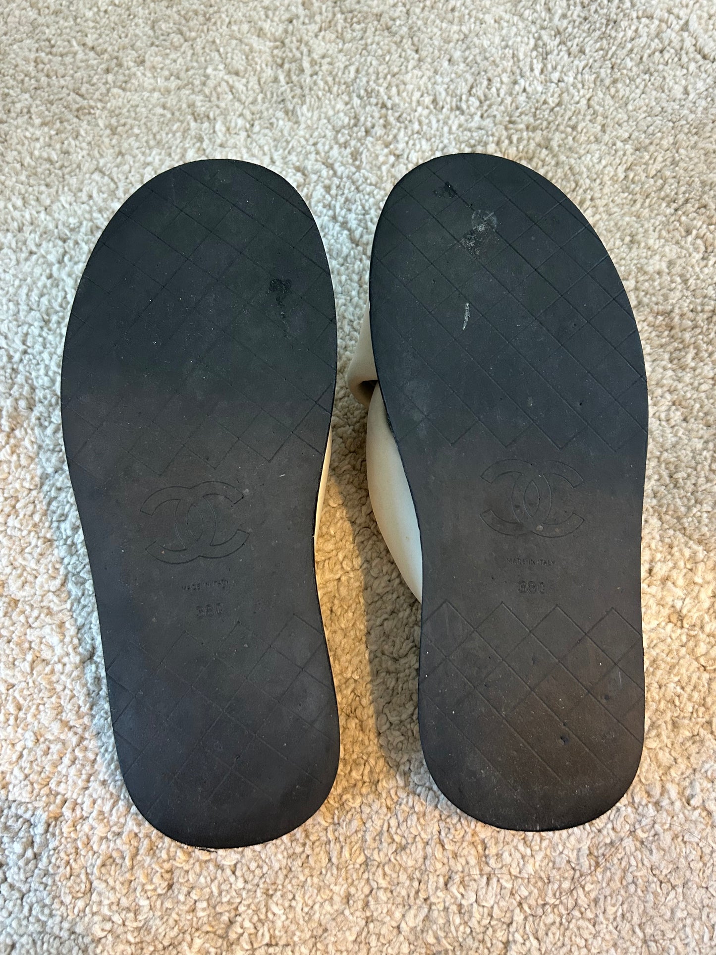 Sandals black and white