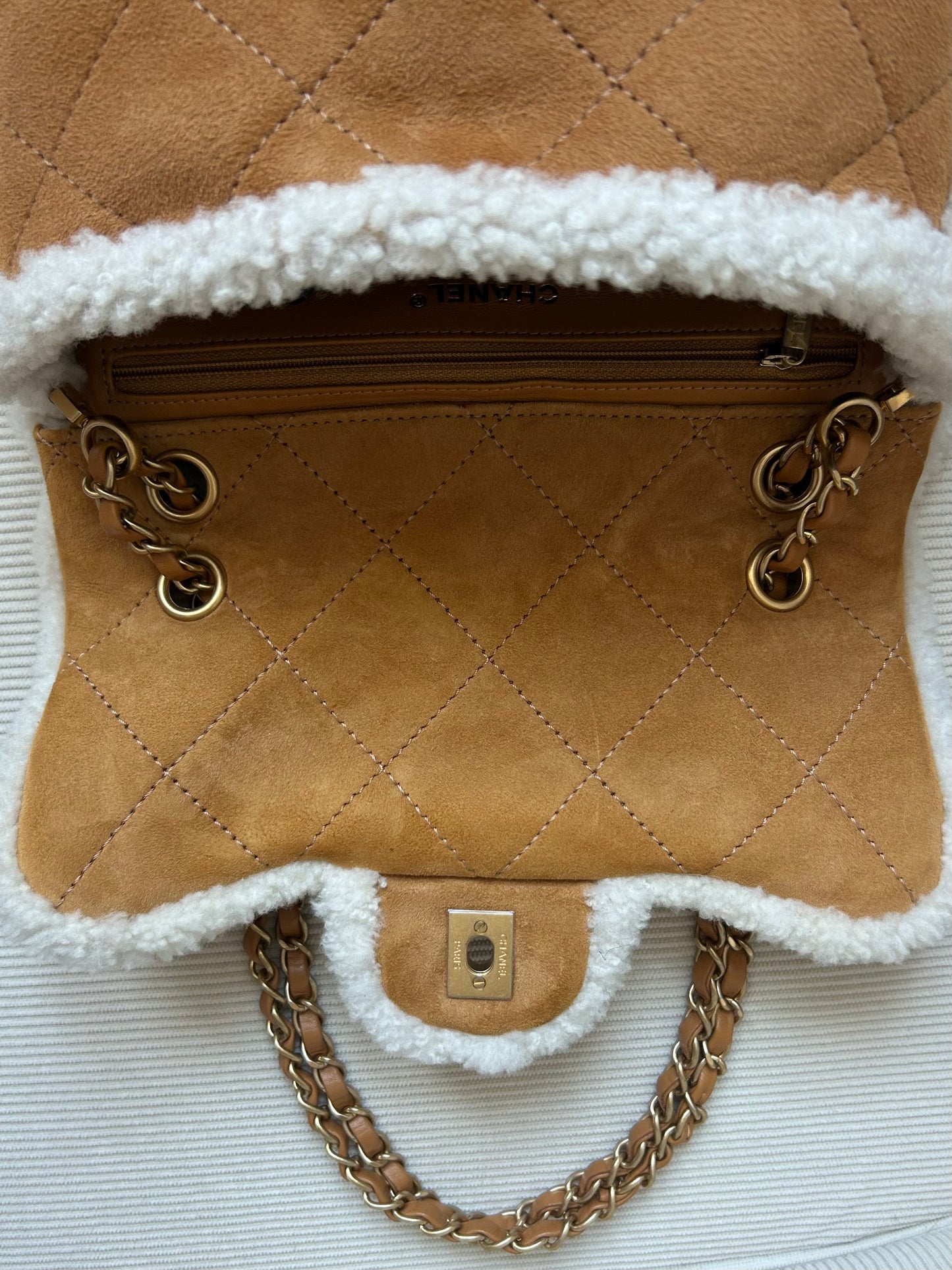 Shearling quilted bag