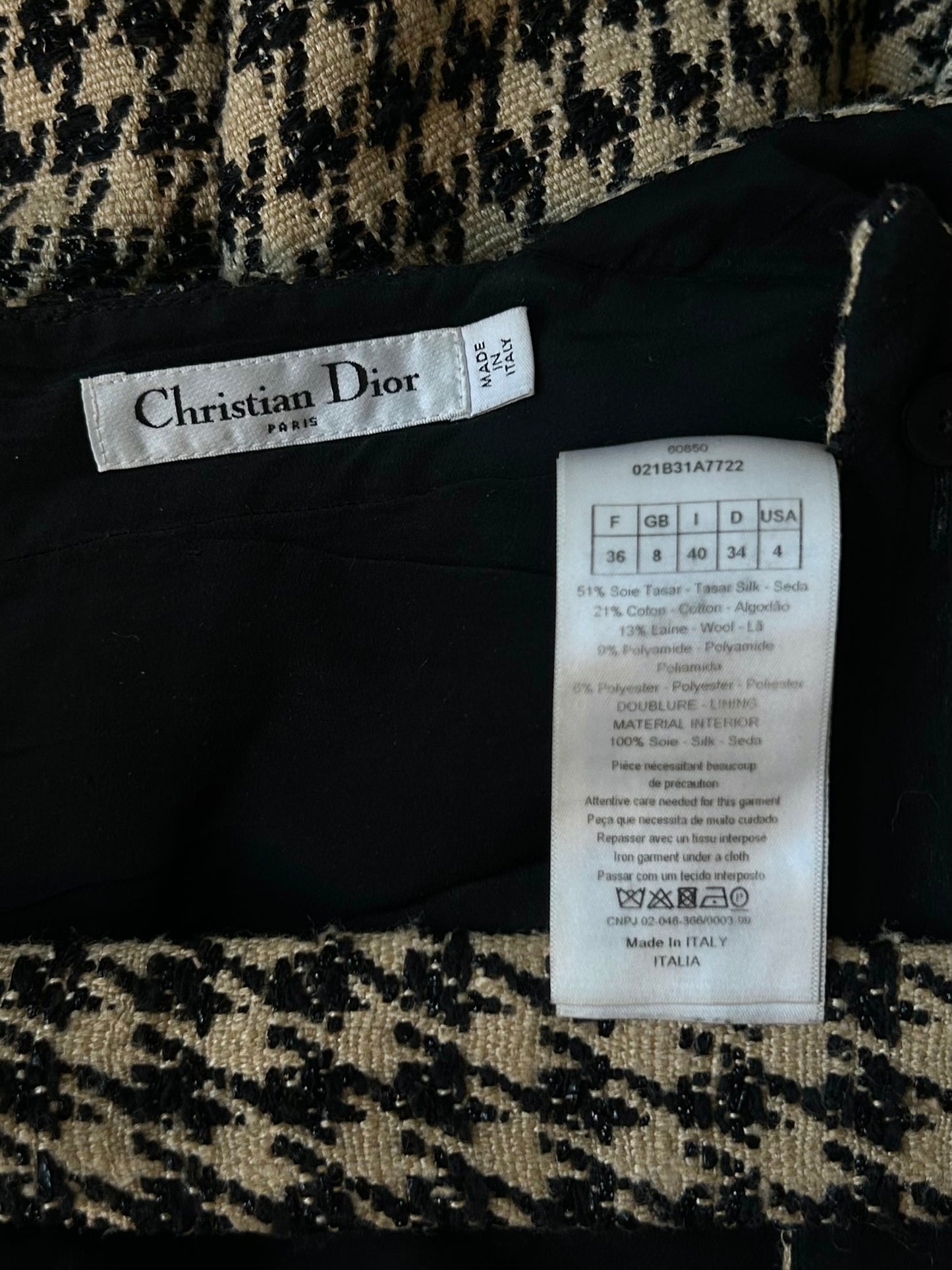 Crossed back dress
