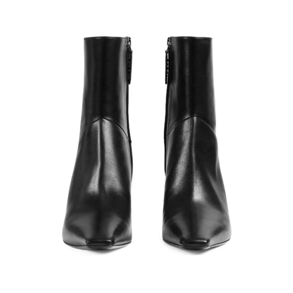 Zipped pointed toe ankle boots