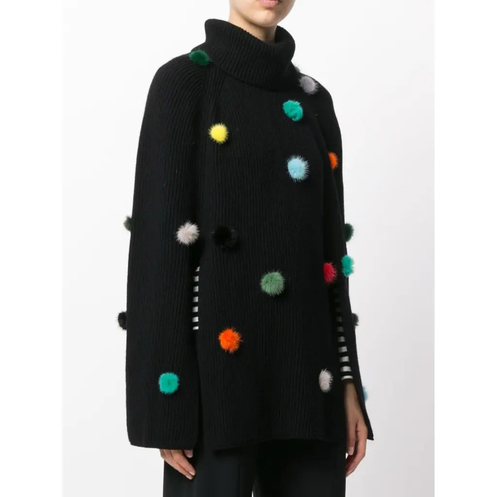 Poncho multicolored pompom