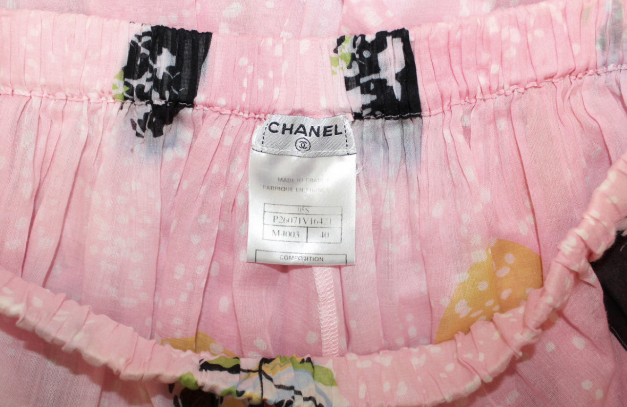 Vintage motif skirt